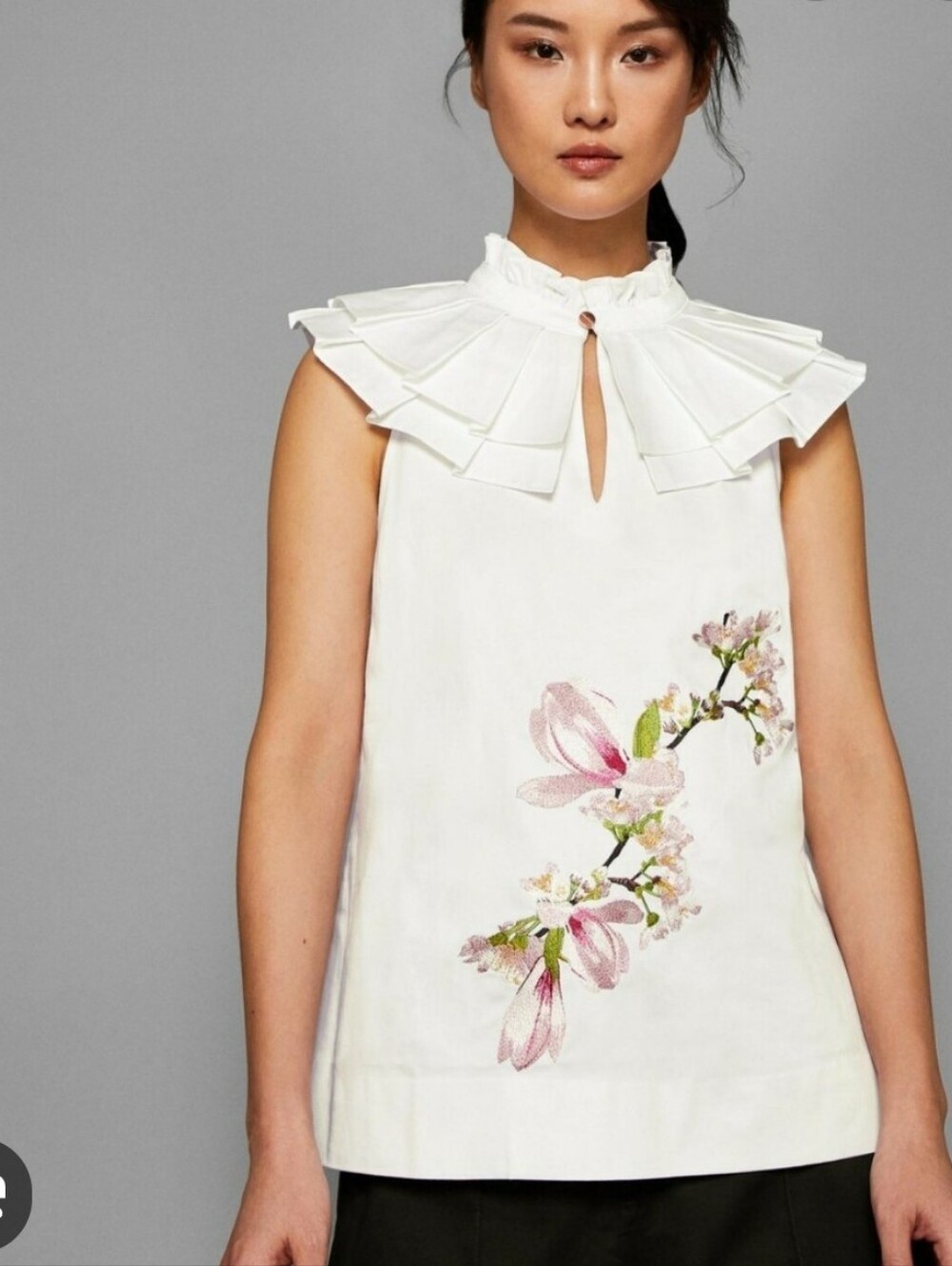 Ted Baker Terria Magnolia Floral Embroidered Ruffle Sleeveless Blouse Sz 2